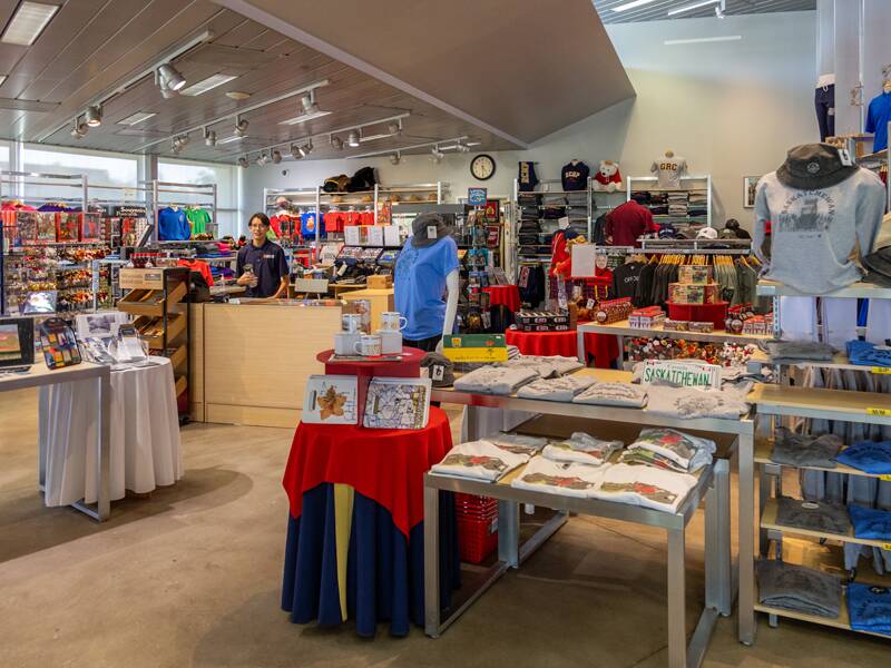 Gift Store 1 800x600